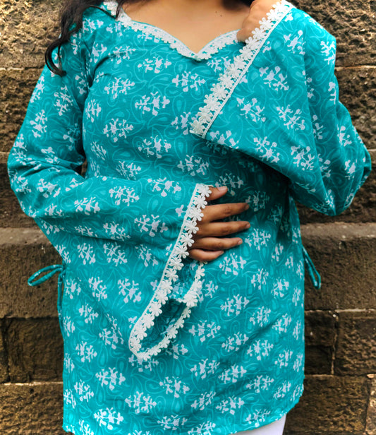 Chandrika Bell Sleeves Kurti